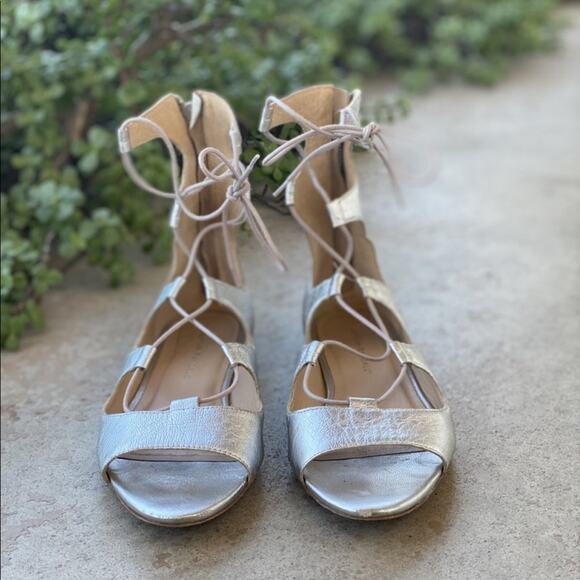 LOEFFLER RANDALL Metallic Silver Leather Lace Up Open Toe Strap Sandal Flats 8.5 - Picture 7 of 11